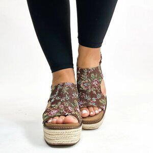 NEW In Box Corkys Floral Braided Platform Wedge Sandals – Rust (Sizes 7–11)